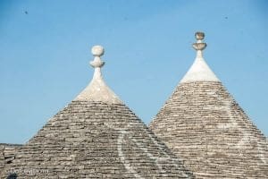 Trulli,Alberobello,Trulliby,hvitkalket,Kjegleformet